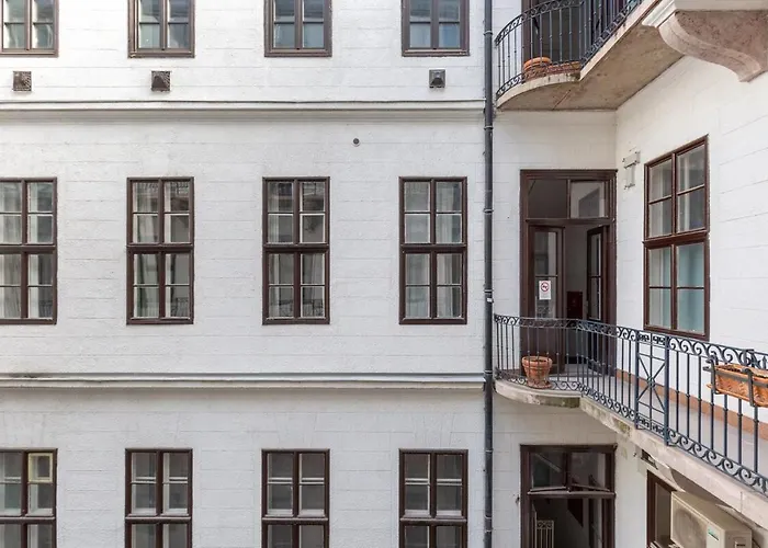 Vr2 Stylish In The Centre 아파트 *