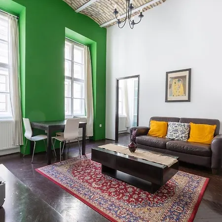Apartment Vr2 Stylish In The Centre Budapest