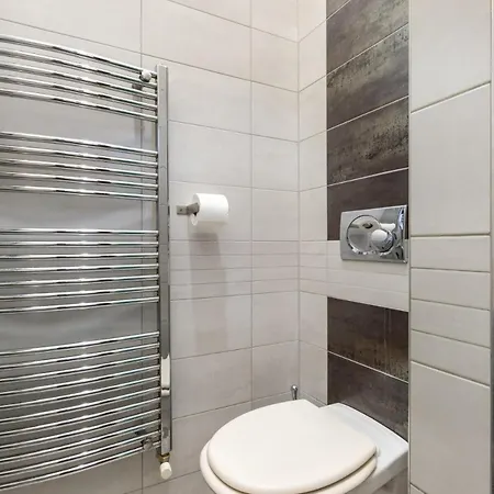 Vr2 Stylish In The Centre Апартаменты *